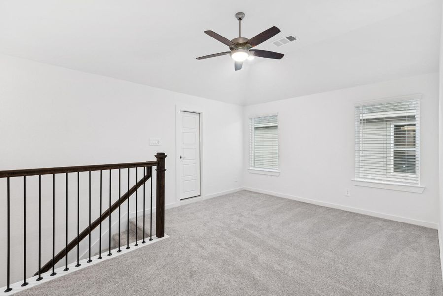Spacious, unfurnished interior of a new home in Moran Ranch, Willis (Image 22).
