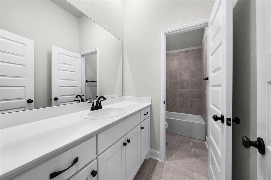 Furnished interior view inside a new home in Fox Landing, Caddo Mills (Image 17).