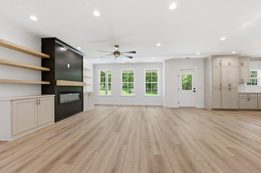 Spacious, unfurnished interior of a new home in , Griffin (Image 22).