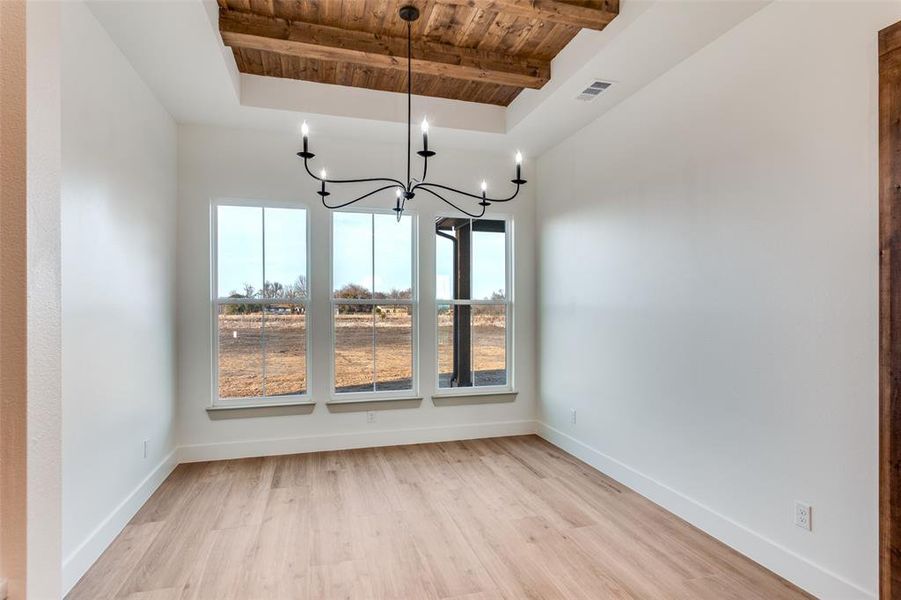 Spacious, unfurnished interior of a new home in , Waxahachie (Image 25).