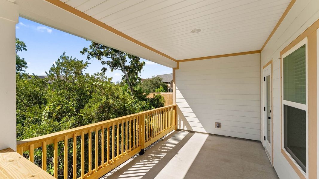 Exterior details and patio area of a home in Sanctuary Beach, Panama City Beach (Image 2).