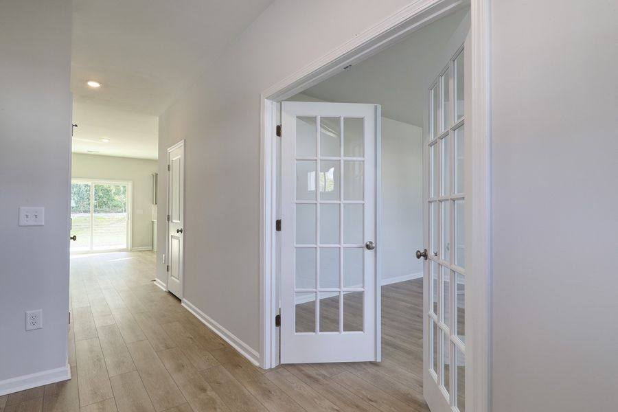 Spacious, unfurnished interior of a new home in Jordan Grove, Conway (Image 29).
