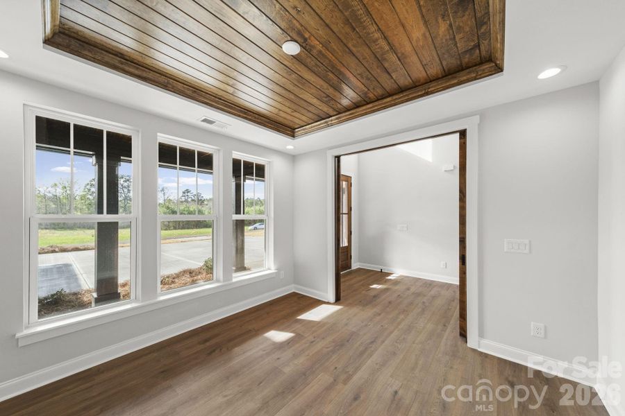 Spacious, unfurnished interior of a new home in , Lancaster (Image 25).
