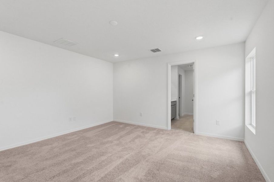 Spacious, unfurnished interior of a new home in Richmond Cove, Palm Bay (Image 32). Spacious, unfurnished interior of a new home in Richmond Cove, Palm Bay (Image 32).