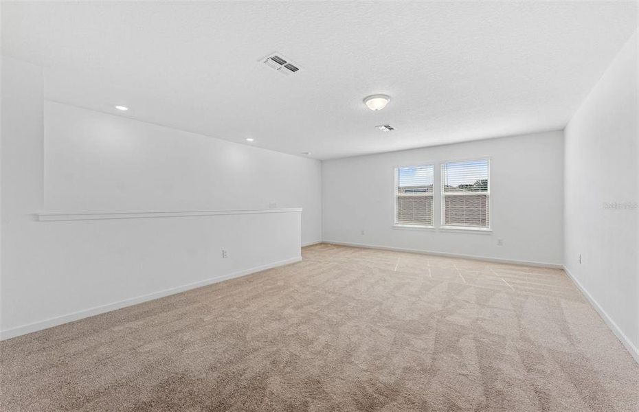 Spacious, unfurnished interior of a new home in Waterset, Apollo Beach (Image 17). Spacious, unfurnished interior of a new home in Waterset, Apollo Beach (Image 17).