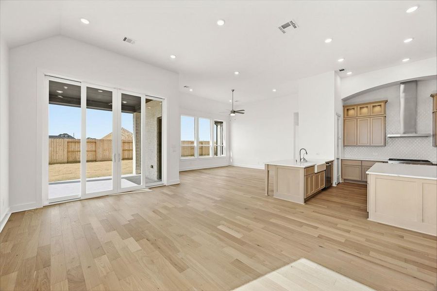 Spacious, unfurnished interior of a new home in Jubilee, Hockley (Image 19).