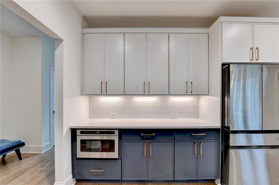Furnished interior view inside a new home in , Woodstock (Image 55).