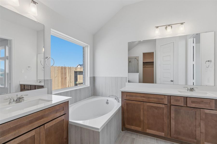 Furnished interior view inside a new home in Wildrye, Waller (Image 15).