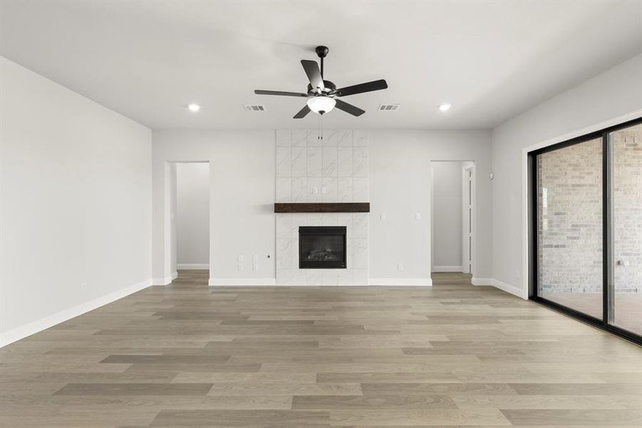 12. 524 Birthright - Family (2)