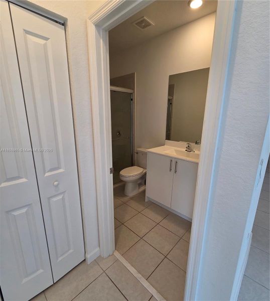 Image 22 of a home in .