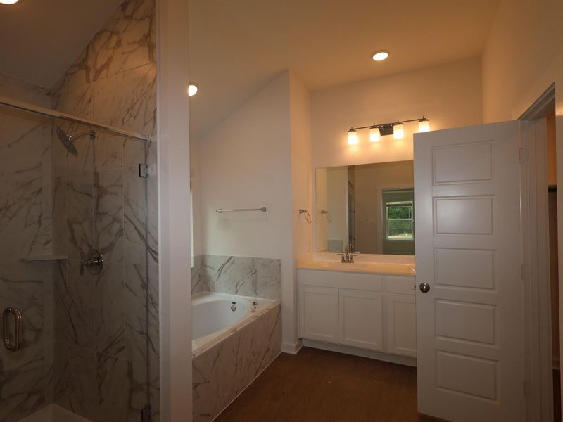 Furnished interior view inside a new home in Sorella, Tomball (Image 8).