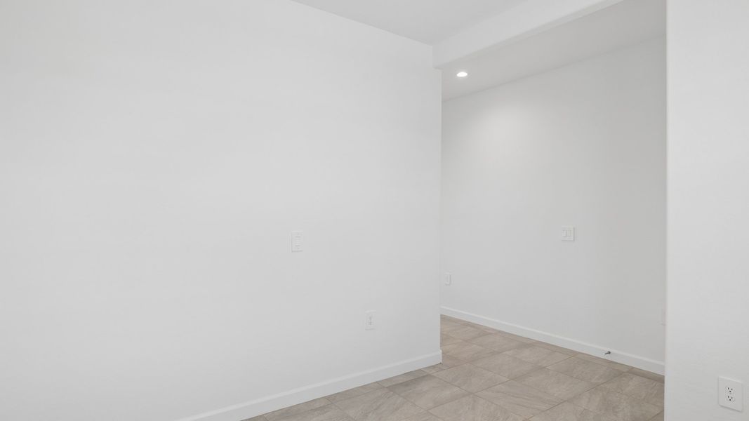 Spacious, unfurnished interior of a new home in Sorrento, Maricopa (Image 14). Spacious, unfurnished interior of a new home in Sorrento, Maricopa (Image 14).