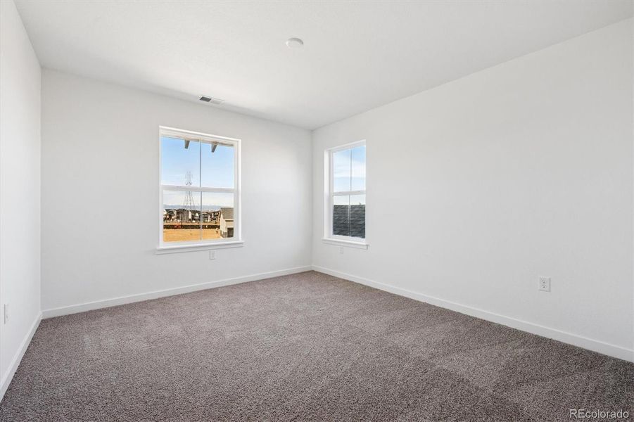 Spacious, unfurnished interior of a new home in Harvest Crossing, Aurora (Image 23). Spacious, unfurnished interior of a new home in Harvest Crossing, Aurora (Image 23).
