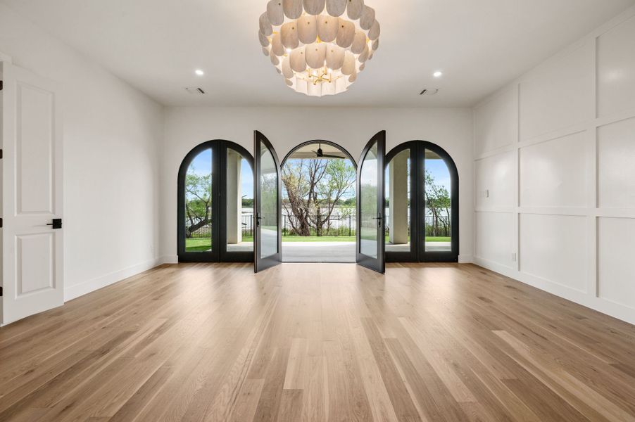 Spacious, unfurnished interior of a new home in The Resort on Eagle Mt. Lake, Fort Worth (Image 43). Spacious, unfurnished interior of a new home in The Resort on Eagle Mt. Lake, Fort Worth (Image 43).