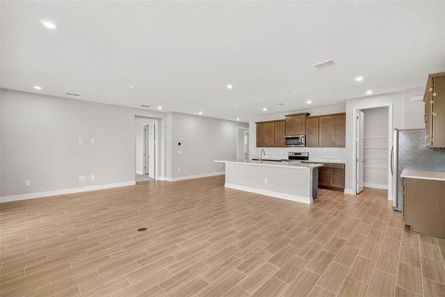 Spacious, unfurnished interior of a new home in Windwater, Parrish (Image 19).