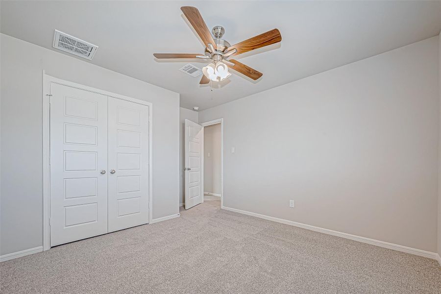 Spacious, unfurnished interior of a new home in Mill Creek Trails, Magnolia (Image 18).