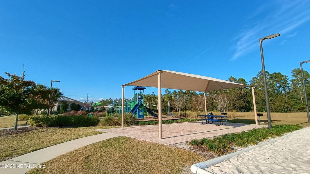 Community amenities in Cross Creek, Green Cove Springs (Image 46).