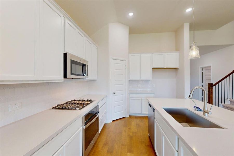 Furnished interior view inside a new home in Sagebrook, Argyle (Image 8). Furnished interior view inside a new home in Sagebrook, Argyle (Image 8).