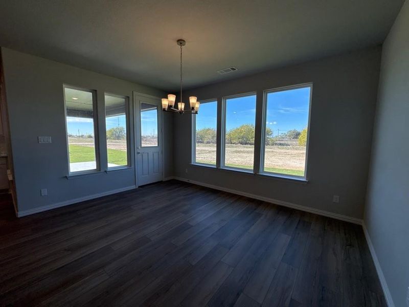 Spacious, unfurnished interior of a new home in Fairview Meadows, New Fairview (Image 11).