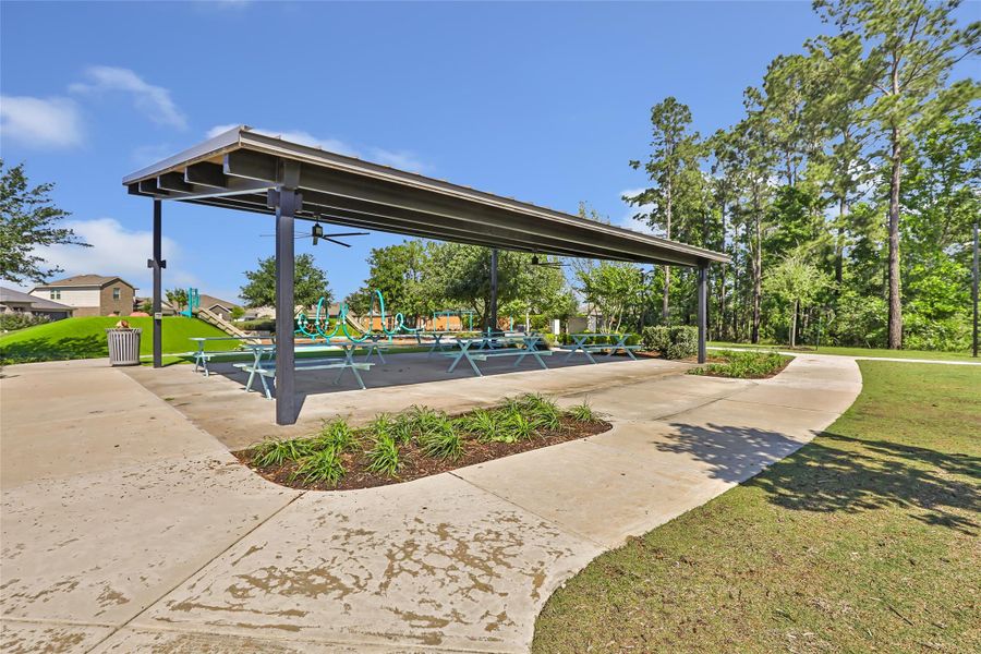 Community amenities in Granger Pines, Conroe (Image 33).