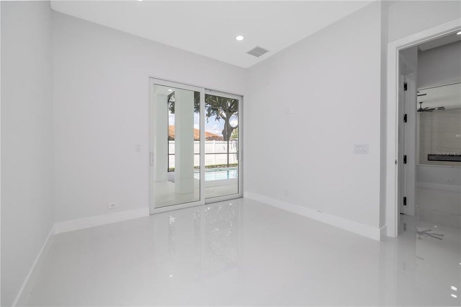 Spacious, unfurnished interior of a new home in , Palm Coast (Image 51).