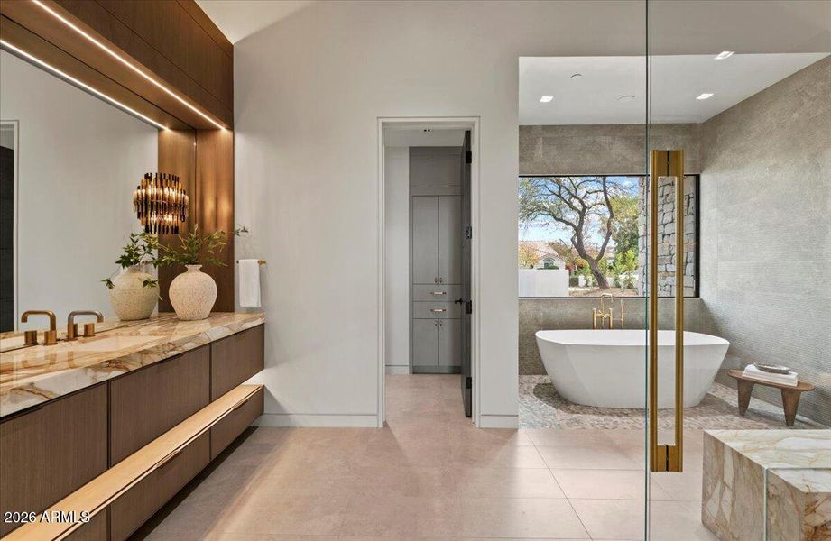 031-9790 N 56th St 18