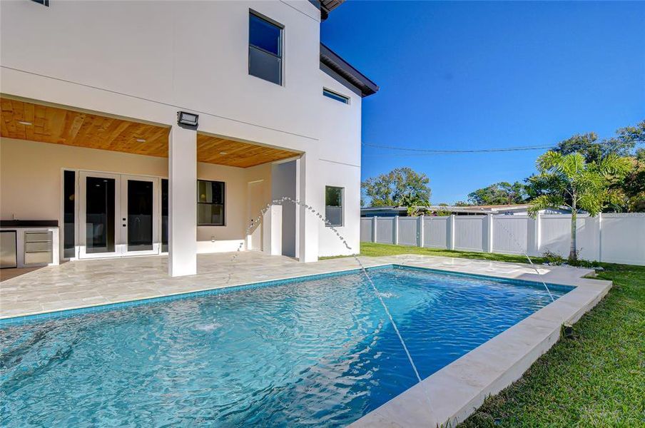 Exterior details and patio area of a home in , Tampa (Image 36).