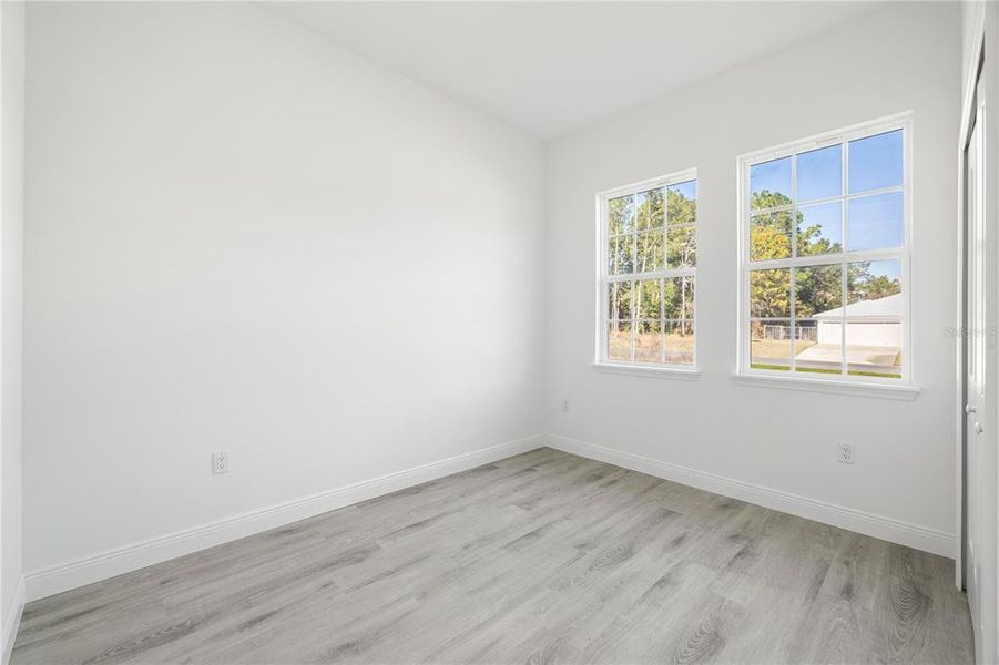 Spacious, unfurnished interior of a new home in , Ocala (Image 34).