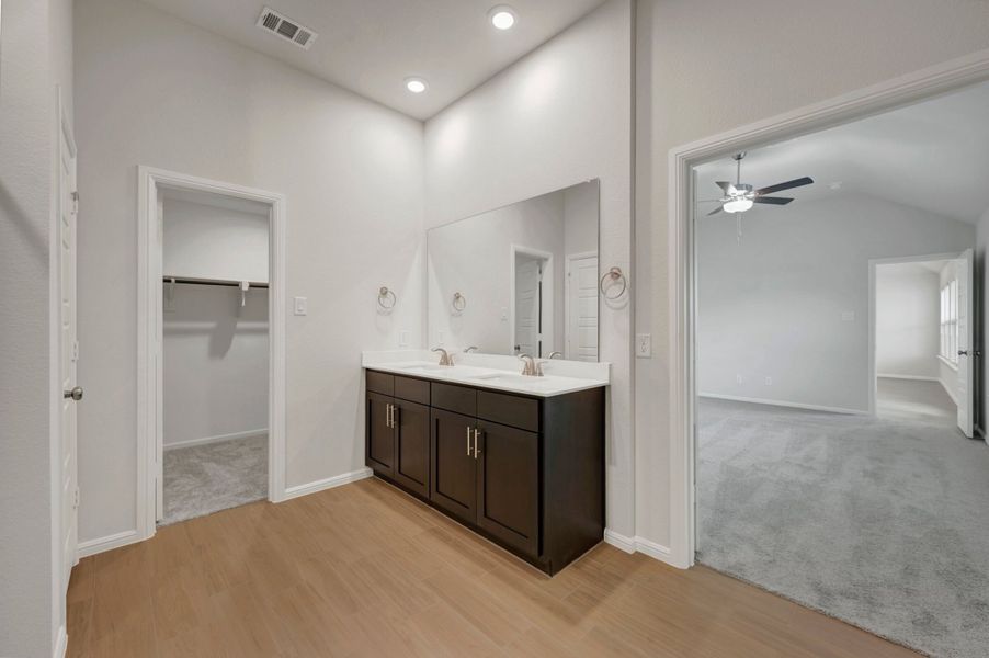Owners Bathroom Owners Bathroom