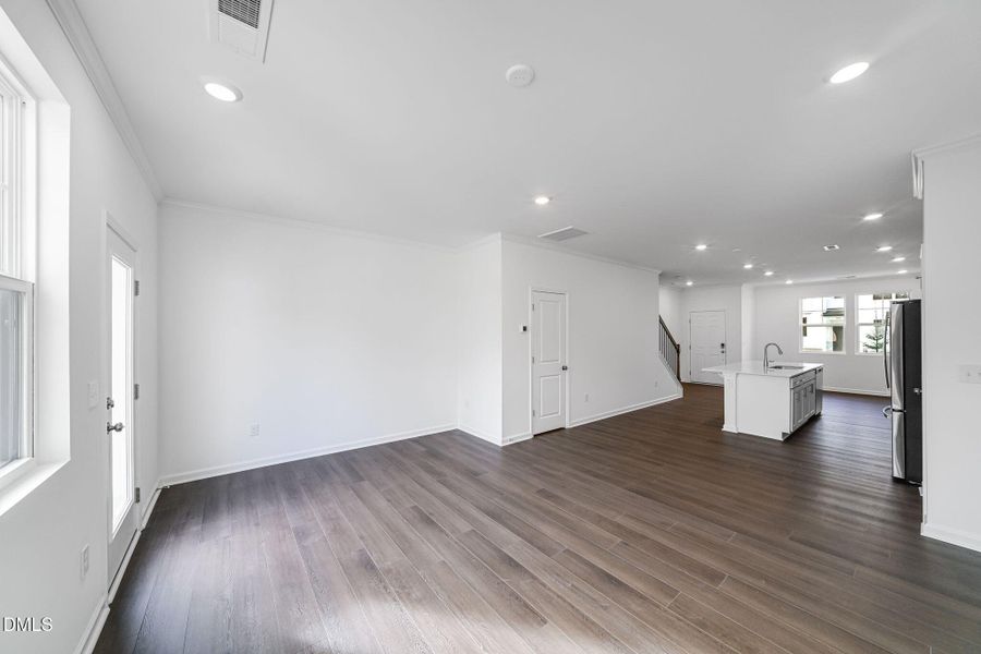 SUN_ElmGrove_Pic_Jackson-13