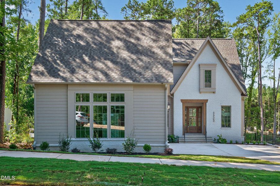 002-1920x1080-front-view 002-1920x1080-front-view