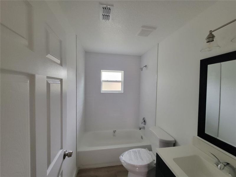 Furnished interior view inside a new home in , Orlando (Image 5).