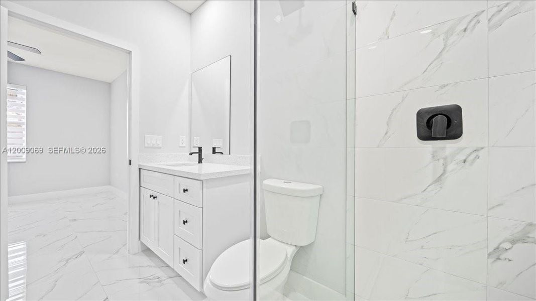 Furnished interior view inside a new home in , Cape Coral (Image 8).