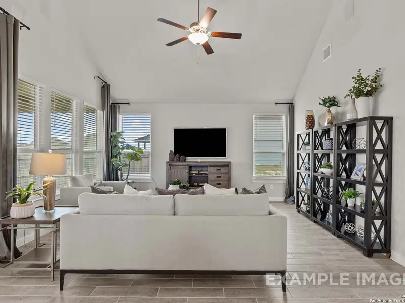 Furnished interior view inside a new home in Hannah Heights, Seguin (Image 9).