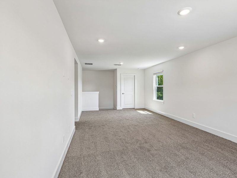 Spacious, unfurnished interior of a new home in Station Hill - Reserve Series, Thompson's Station (Image 16). Spacious, unfurnished interior of a new home in Station Hill - Reserve Series, Thompson's Station (Image 16).