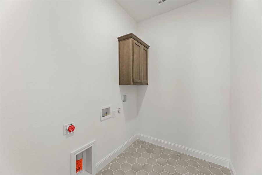 5400 Century Lake-Primary Suite-4