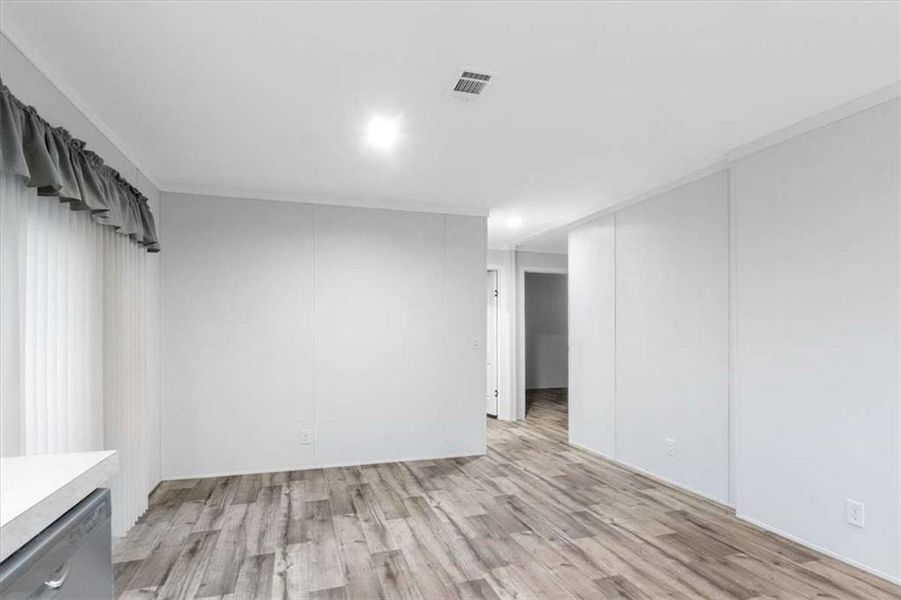 Spacious, unfurnished interior of a new home in , Eatonton (Image 18).