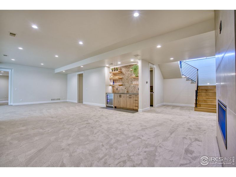 Spacious, unfurnished interior of a new home in , Greeley (Image 25).