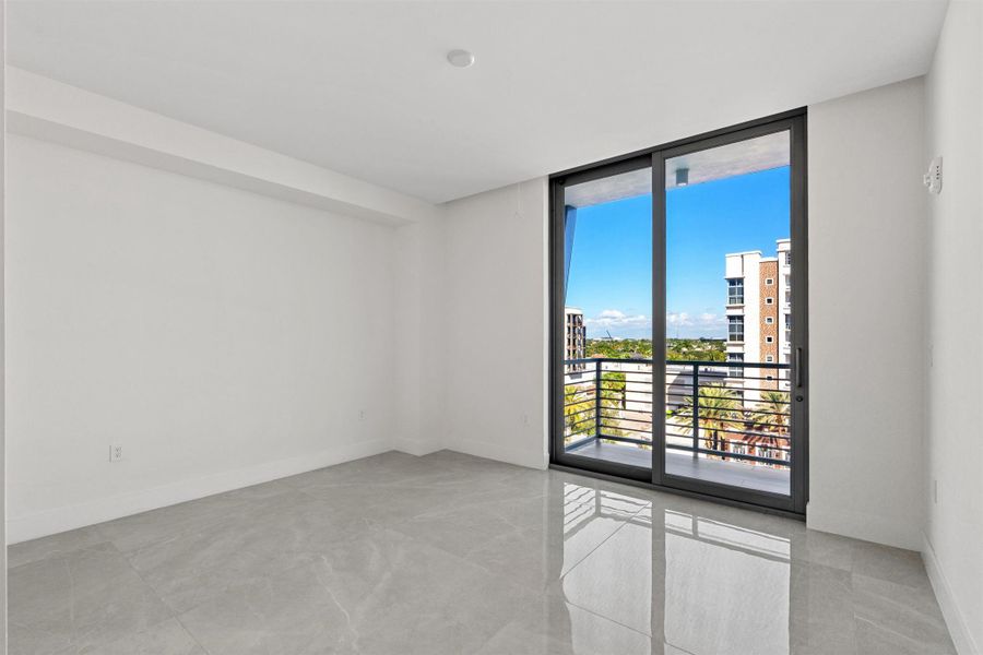 Spacious, unfurnished interior of a new home in , Boca Raton (Image 22). Spacious, unfurnished interior of a new home in , Boca Raton (Image 22).