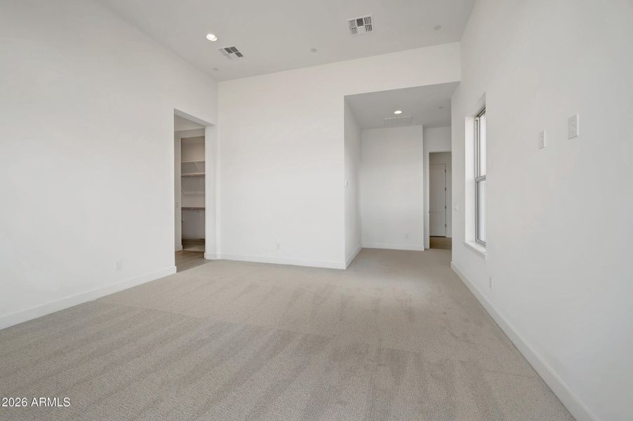 L163-HDR029 L163-HDR029