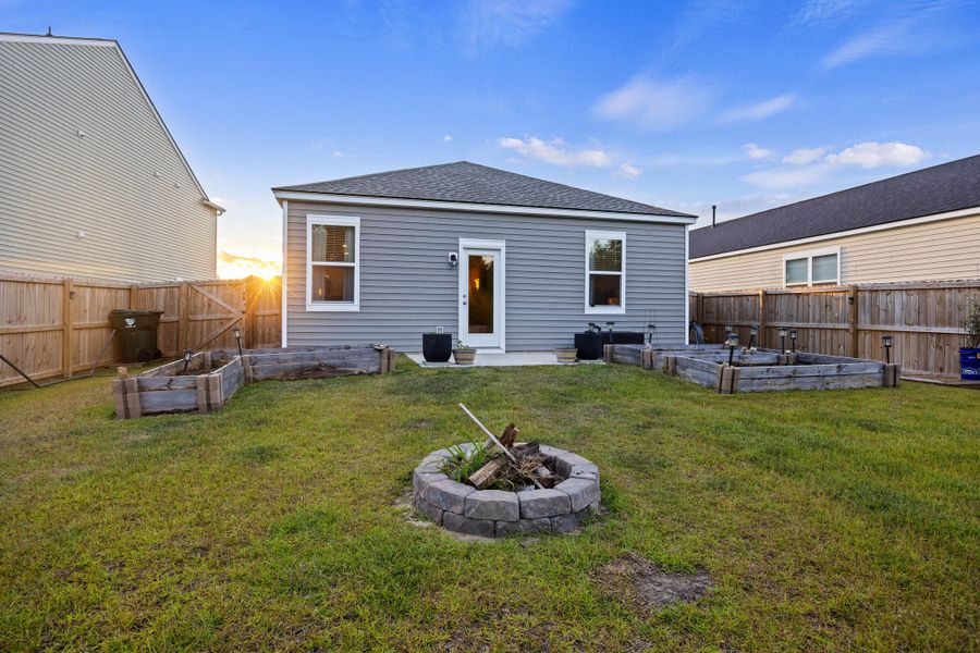 Exterior details and patio area of a home in , Ladson (Image 25).