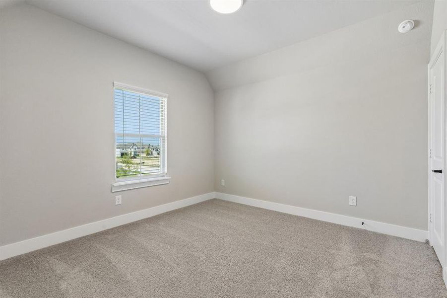 Spacious, unfurnished interior of a new home in Painted Tree Woodland West, McKinney (Image 29).
