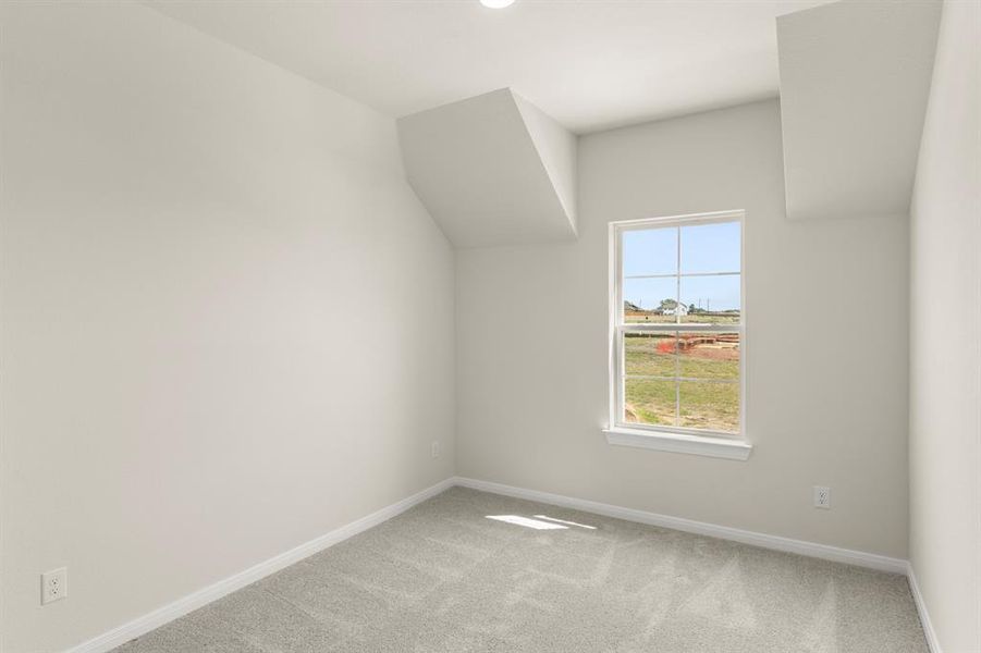 24. 2508 Grinnel - Bed 4