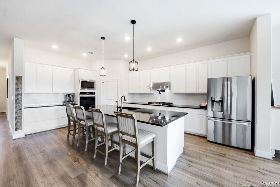 Furnished interior view inside a new home in Meyer Ranch – Legacy Series, New Braunfels (Image 35).