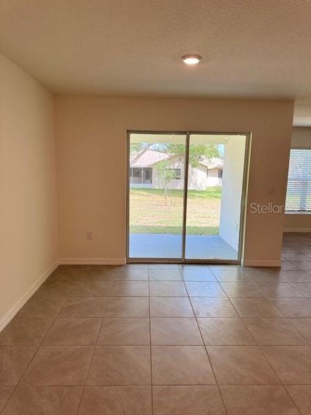 Spacious, unfurnished interior of a new home in Hernando County Spot Lots, Spring Hill (Image 27).
