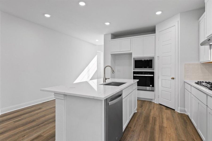 DAL_Trinity Falls_Kenedy_8321 Oak Island Trl (13)