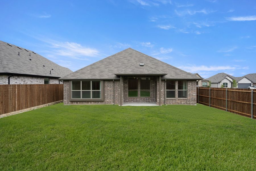 Exterior details and patio area of a home in Summer Crest, Fort Worth (Image 4). Exterior details and patio area of a home in Summer Crest, Fort Worth (Image 4).