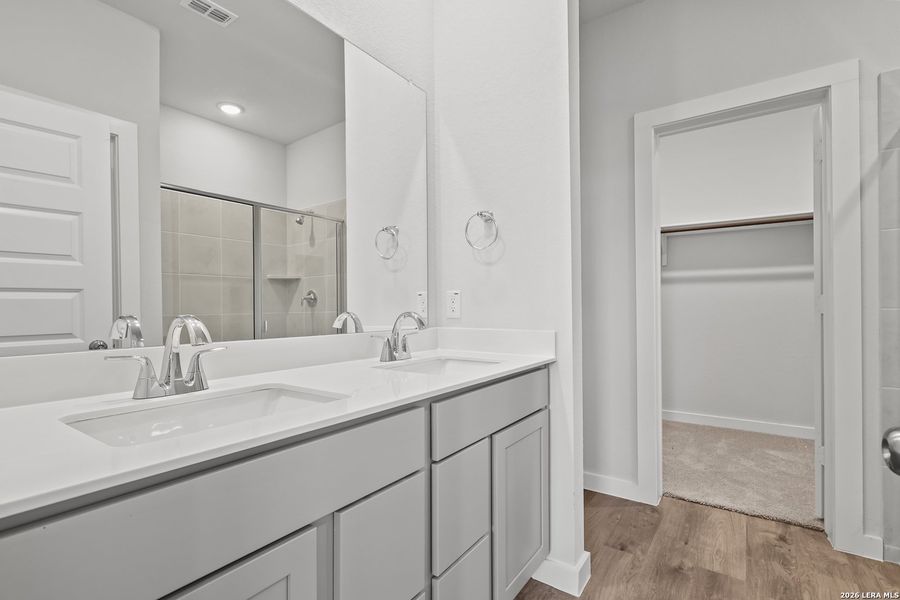 Furnished interior view inside a new home in Mesa Vista, San Antonio (Image 8).