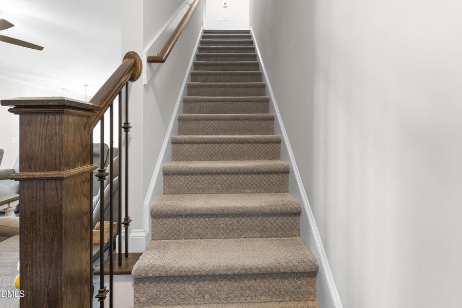 191_hazelwood_road_stairs_1 191_hazelwood_road_stairs_1