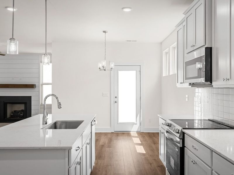 Furnished interior view inside a new home in Woods Crossing, Gallatin (Image 10).